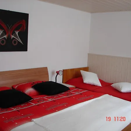 Apartma Zvan Pensjonat 3*